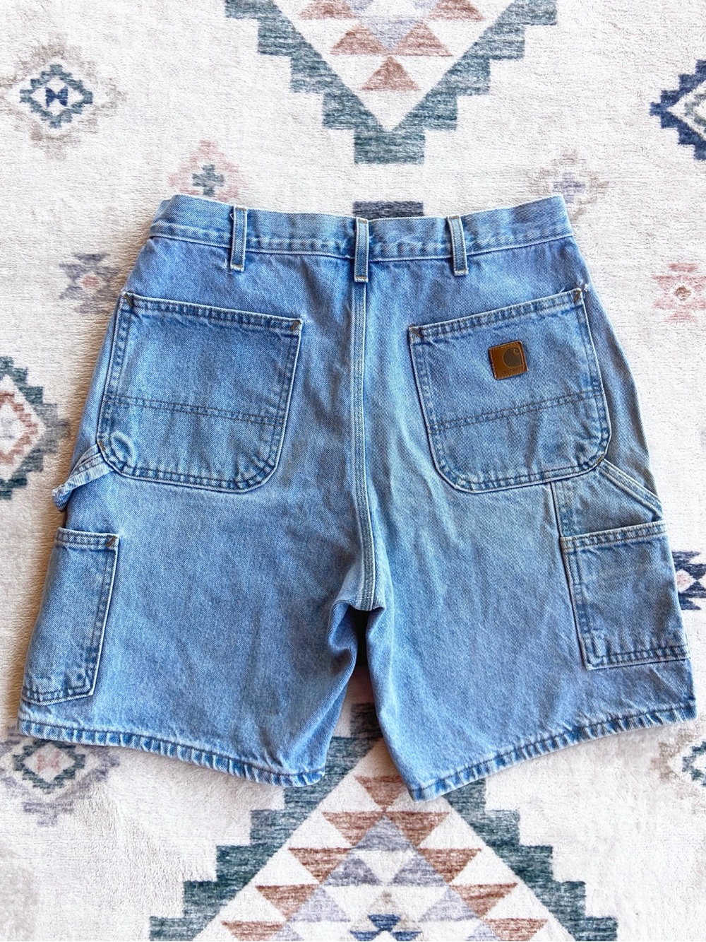 Vtg Carhartt Mens Denim Jean Shorts Utility Cargo Cotton Jorts size 33 /32 Waist